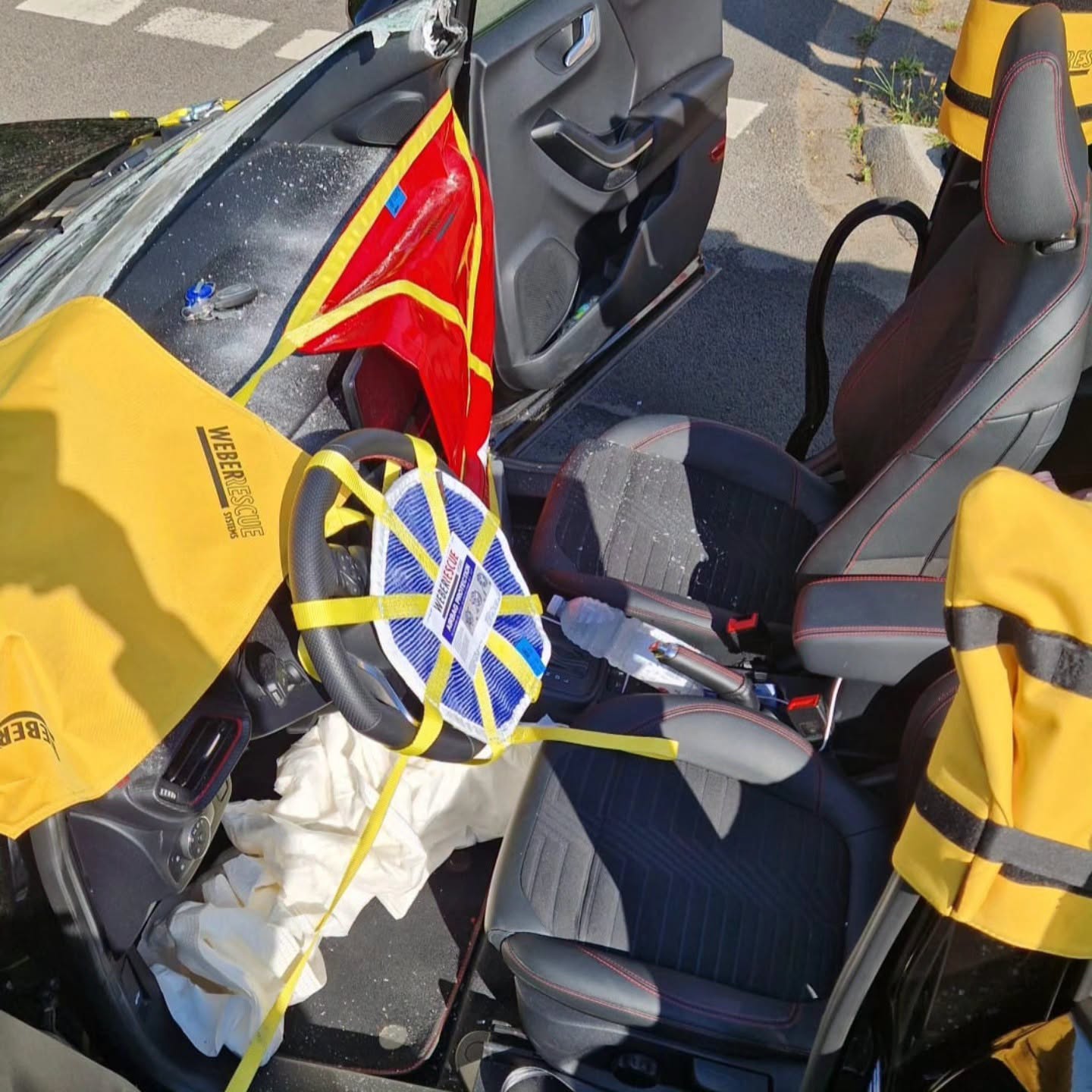 https://feuerwehr-merzenich.de/uploads/2026/06/22%20VU%20B264/01.jpg