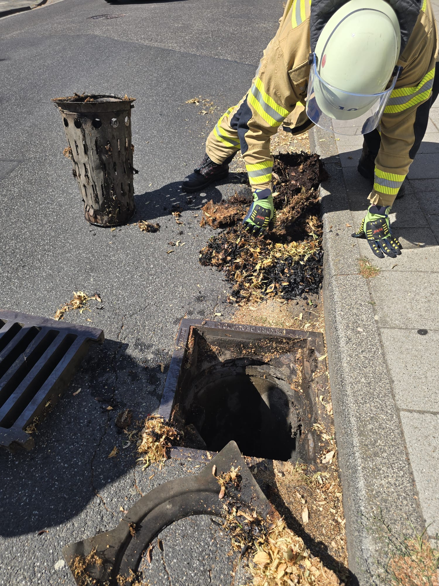 https://feuerwehr-merzenich.de/uploads/2026/07/12%20Kanal/02.jpg